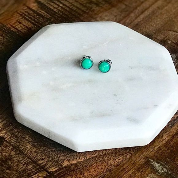 Green Opal & Stainless Steel Earrings Silver Round Stud Post Dainty Boho Beach - Picture 2 of 3